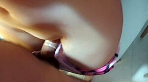 Ella me dijo que usara condon porque no queria quedar embarazada de su propio padrastro sucio y gordo