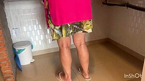 The old maid came on to me and I fucked her in sheer