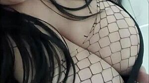 Hot chubby girl with big tits watches cosplay creampie 😘