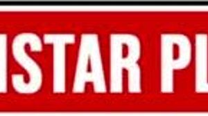 Brunettes Ariella Ferrera!