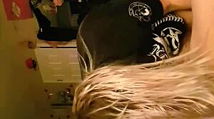 Hot blonde wife deepthroating that big cock 😍