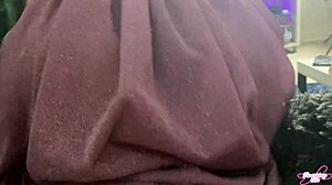 Slide those panties aside for dirty riding!