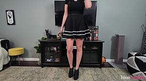 amiee cambridge in goth cosplay scene