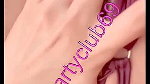 Colombian woman Cami engages in an unusual vaginal activity with ice