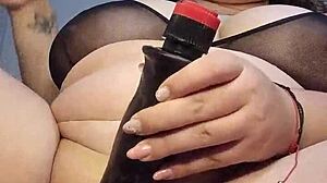 curvy latina bbw takes every inch of 9-inch dildo 😏 homemade fun