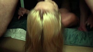 blonde gave herself hard to a stranger on the first date