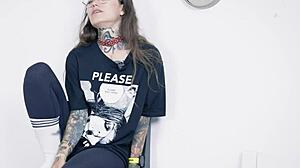 Maris' Very First Casting Interview With Big Black Cock Blowjob