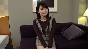 Asian Babe's Natural Tits Cumshot in Homemade Hardcore