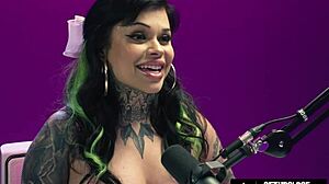 i watch karen finger her pussy to intense orgasm with hitachi