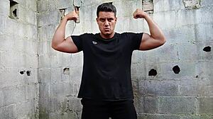 Yuri Gaucho Fucks Cock