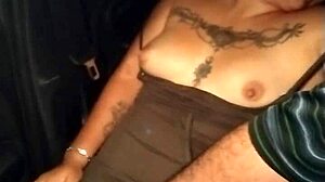 Manoseada en el uber