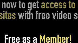 charlee chase sticks vibrator in her big pussy and cums hard