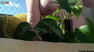 Regando Minhas Plantas Toda Pelada Na Varanda Para Quem Quiser Ver - Parte 02-