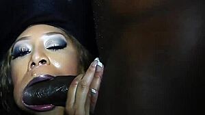 Ebony Baddie Bends Over Outside For Street Encounter