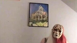 Lily Kig shares her latest update in a casual video session