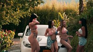 Sexy Latinas Washing Cars For FREE, SPLASHING And SQUIRTING Everywhere