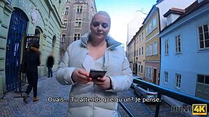 Hunt4K Cuck Regarde Docilement Comment Un Riche Chasseur Baise Son Luxueux Gf