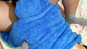 my girlfriend eats my wet pussy hotly, making us both fly into orgasm