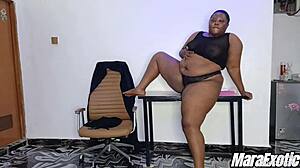 Mara Exotic Masturbates On Table, Squirts Rush