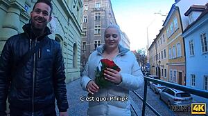 Hunt4K Cuck Regarde Docilement Comment Un Riche Chasseur Baise Son Luxueux Gf