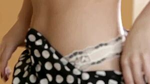 lesbian babes diving into pussy eating fun