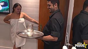 João o safado comendo a novinha desirre na festa