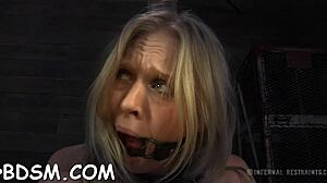 Charming Floosy Is Fucked By A Sex Tool