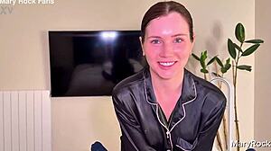 First Tinder date turns into Italian pornstar sex recording!