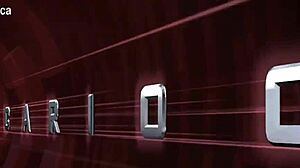 Agatha Carioca inserts Rexona into her big pussy on webcam