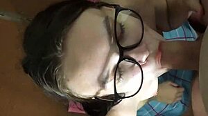 in this homemade scene, the girlfriend struggles to suck with her mouth closed