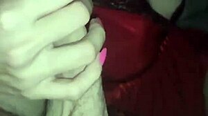 Novinha Debora Prado Fazendo Sexo Oral Profundo Durante a Noite