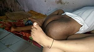 Juicy Bhabhi Fucked Hard On Cot