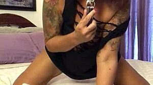 watch me seduce the camera and squirt with my dildo?