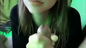 Girl Sucks Dick on Snapchat