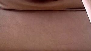 camara escondida hermanastra española ninfómana coño rosadito