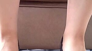 camara escondida hermanastra española ninfómana coño rosadito