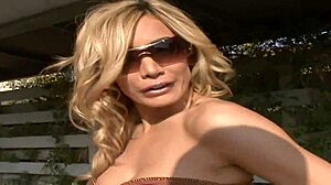 Kira Croft And Lexxi Tyler Engage In Passionate Lesbo Sex With Toys 😘