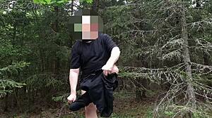 Chubbykaot in woods playing 😏