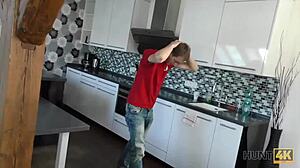 i'm a nerdy cuckold getting paid for my gf's pussy..