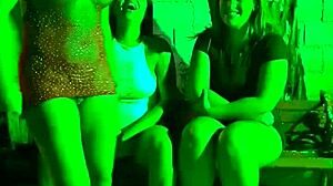 As Do Job Se Pegando Dentro Do Cabaré