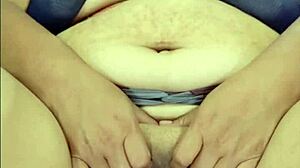 Big bbw pussy stretches around huge toy in homemade play