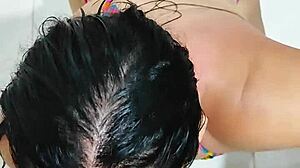 Ajudando Filha da Empregada Lamber Pussy Matinal