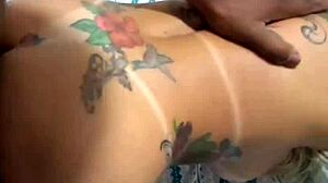 Lover stretches my pussy wide with thick cock 😈