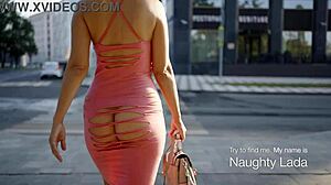 cut my dress to flash outside