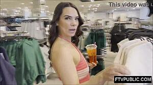 i flash nude in the public mall