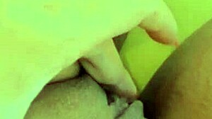 this morena is fingering her big pussy, moaning loudly