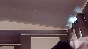 Vibrator brings solo pleasure in private