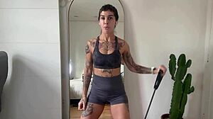 Exercising with Nikatsu: Warm-Up and Stretch Training for Fitness Enthusiasts