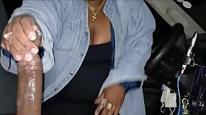 I Lov How The Curly Hed Babe Gives A Greaat Blowjob To Big Dik Stud In Her Truck