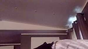 Vibrator brings solo pleasure in private